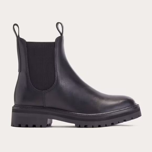 EVERLANE The Lug Chelsea Boot Black Leather Pull On Stretch Ankle Size 8 NEW - Picture 2 of 6